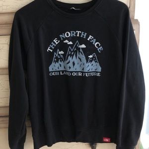 North Face Crewneck sweatshirt